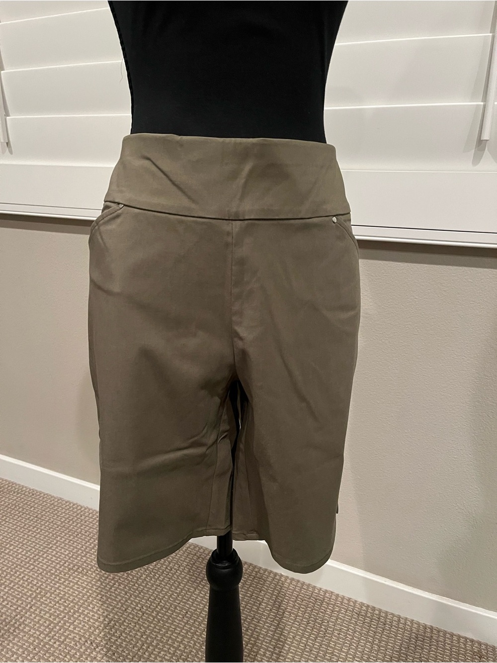 Women’s High-Waist Olive Green Bermuda Shorts